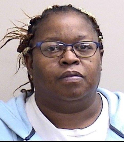 Mugshot of MAHOMES, DONNESHA RN