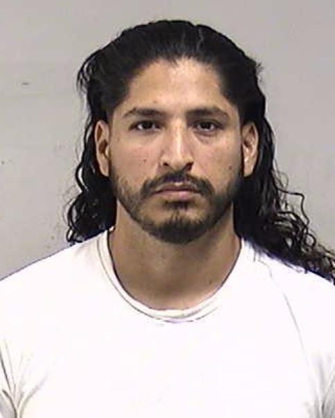 Mugshot of SALINAS, RAUL HERNANDEZ Junior